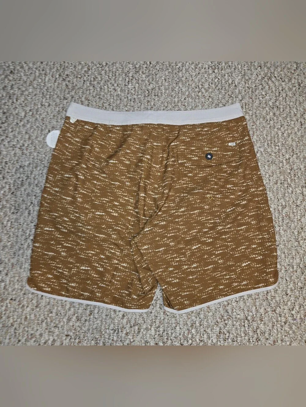 NWT Vuori Men’s Cruise Board Shorts Color Caramel Slub Yellow Size 36